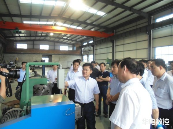 Xingxiang Mayor Meng Xiangwei visit our company to guide the work